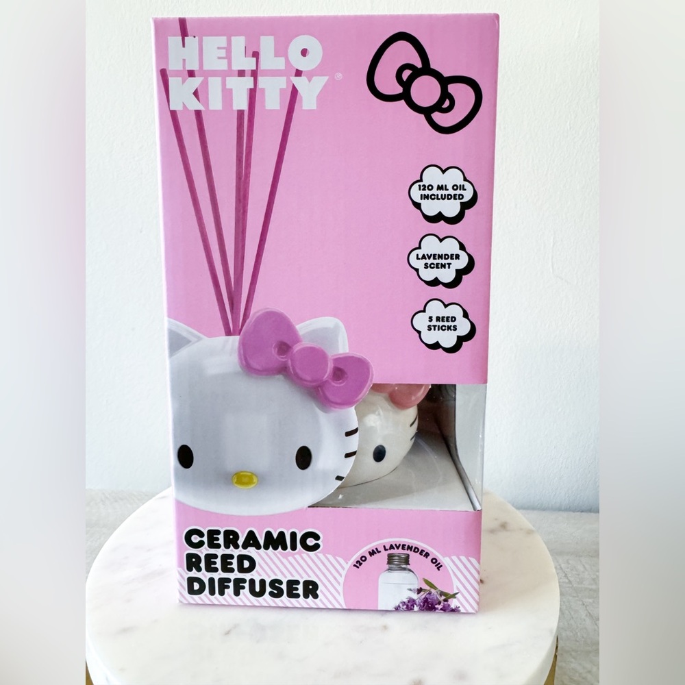 Hello Kitty Shower Curtain & Diffuser Bundle Set - Picture 4 of 4